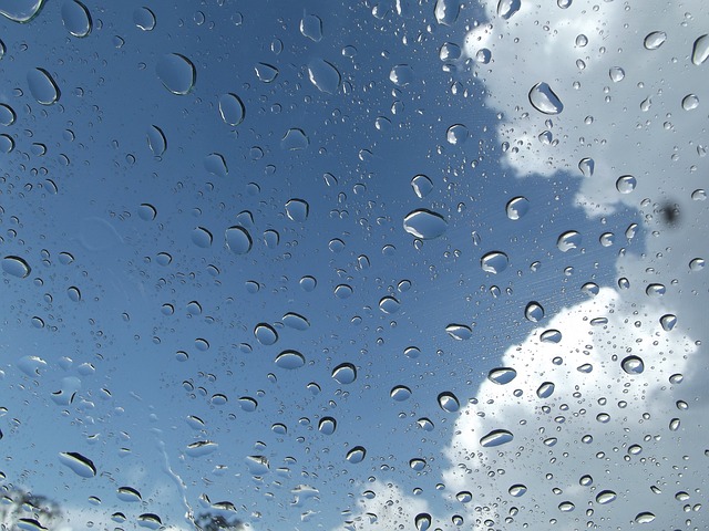 clouds-105192_640