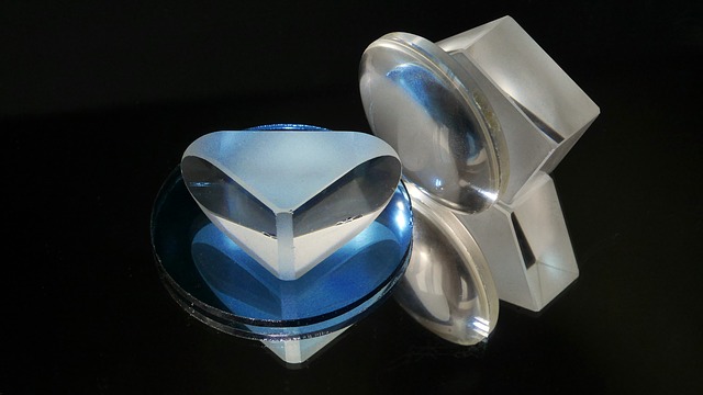 optical-elements-332490_640